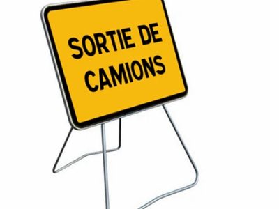 Panonceau sortie des engins